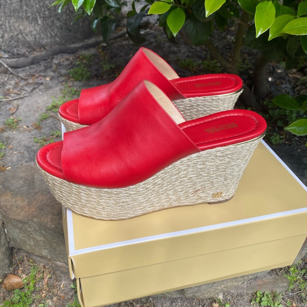 Red Michael kors wedges